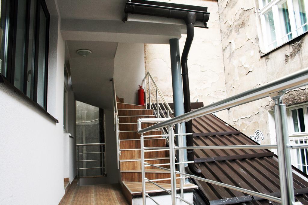 Hostel Mak SJJ Esterno foto